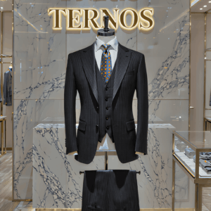 Terno Preto Risca de giz